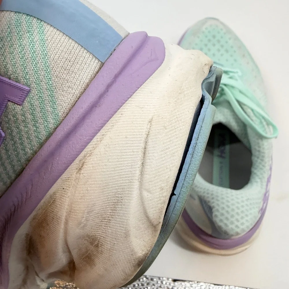 Hoka clifton running